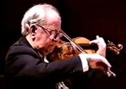 Abram Shtern can be seen on YouTube playing Fritz Kreisler's "Liebesleid" accompanied by his granddaughter Valeria Morgovskaya, one of the most sought-after accompanists in town. 